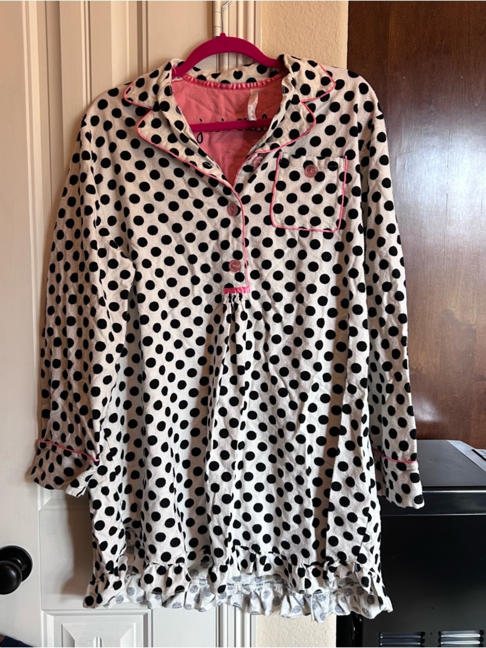 Polka Dot Long Sleeve Women’s Gown/Sleepshirt in White and Black with Pink Trim